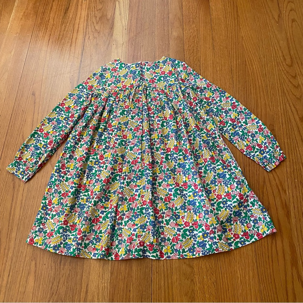 Mini Boden Smocked Apple Blossom Foral with Bishop Sleeves - Picture 7 of 9